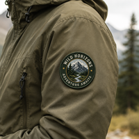 Patch brodé personnalisé pour équipement de plein air, motif fleur cœur, support réutilisable, fabricant OEM ODM pour commandes en gros