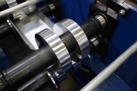 Machine automatique de formage de profilés en C de 80-300 mm, machine de fabrication de profilés en C pour la production de poutrelles de toiture