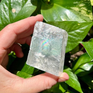 Commercio all'ingrosso <span class=keywords><strong>pietra</strong></span> naturale arcobaleno Iceland <span class=keywords><strong>pietra</strong></span> <span class=keywords><strong>grezza</strong></span> bianco Calcite lastre di Calcite ruvido cubo di Calcite per l'artigianato decorativo - Product Image 2