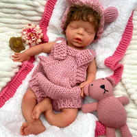 Poupée Reborn Chica en silicone de 18 pouces, bouche ouverte, nouveau-né endormi, cheveux bouclés bruns délicats, jouet