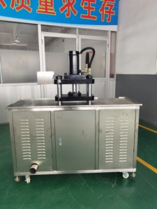 Mesin pemadat bubuk kosmetik semi-otomatis untuk Eyeshadow <span class=keywords><strong>Foundation</strong></span> perona pipi produksi kue - Product Image 3