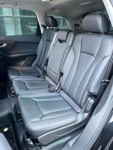 <span class=keywords><strong>Audi</strong></span> Q7 Modèle <span class=keywords><strong>2023</strong></span> 45 TFSI <span class=keywords><strong>quattro</strong></span> S Line <span class=keywords><strong>Sport</strong></span> Voiture d'occasion 5 portes 7 places SUV Voiture d'occasion - Product Image 5