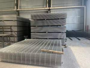 Malla de Alambre Galvanizada en Caliente y con Recubrimiento en Polvo Personalizada, Cerca de Seguridad Antiescalada 358 para Uso en Aeropuertos, Prisiones y Carreteras de Alta Velocidad - Product Image 4