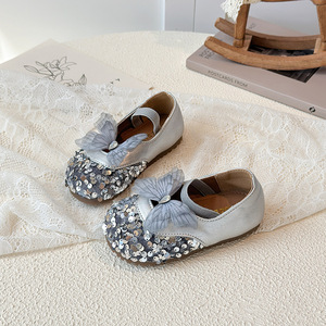 Scarpe da bambina con cinturino alla caviglia, stile coreano, novità Primavera Autunno 2026, con paillettes a farfalla, design da principessa, suola morbida in TPR - Product Image 3