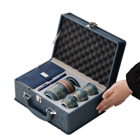 Ensemble de tasses à thé arabes de luxe personnalisées boîte d'emballage de cadeau de vin valise en cuir de luxe boîtes vides de tasse à café artisanat bougies souvenirs