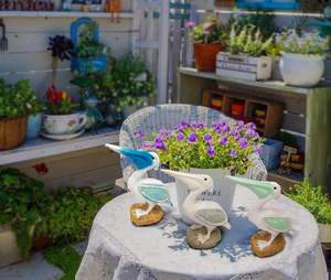 Hars Pelikaan Goud Vogel Op Een Steen Met Glazen Vleugels Beeld Beeldjes - Product Image 4