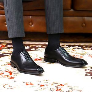 Chaussures de ville et Richelieu pour hommes en cuir de veau véritable haut de gamme, tendance, de luxe, fabriquées à la main, style italien, avec construction Goodyear - Product Image 1