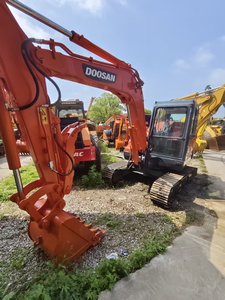 Excavatrice hydraulique Doosan DX60-9C pas chère, une mini-excavatrice d'occasion en excellent état, mini-excavatrice de 6 tonnes - Product Image 3