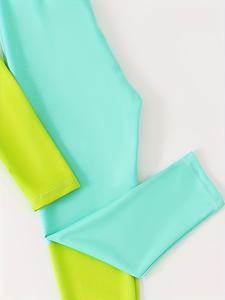 Maillot <span class=keywords><strong>de</strong></span> <span class=keywords><strong>bain</strong></span> deux pièces pour enfants avec <span class=keywords><strong>bonnet</strong></span> <span class=keywords><strong>de</strong></span> <span class=keywords><strong>bain</strong></span>, pantalon à manches longues, protection solaire pour la plage, ensemble <span class=keywords><strong>de</strong></span> quatre pièces pour la natation - Product Image 2