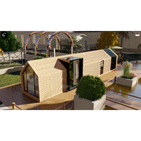 Mini-villa de luxe préfabriquée avec toit triangulaire, salle de bain et structure en acier