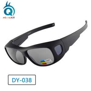 Lunettes de soleil polarisées unisexes Xq-Hd Dy-038 avec protection UV à 100 % pour la pêche, la conduite et la protection solaire, monture noire, verres TAC - Product Image 1