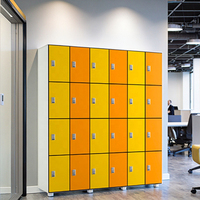 Nouveaux Vestiaires de Salle de Sport Personnalisés avec Bancs, Design Commercial Intelligent, Imperméables, en Stratifié Compact Phénolique HPL pour Rangement en Salle