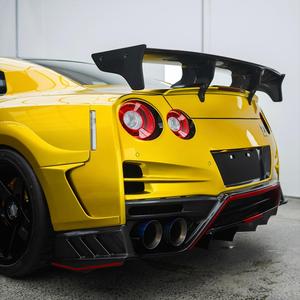 ชุดแต่งสไตล์ <span class=keywords><strong>Top</strong></span> <span class=keywords><strong>Secret</strong></span> สำหรับ <span class=keywords><strong>Nissan</strong></span> <span class=keywords><strong>GTR</strong></span> 2008-2020 <span class=keywords><strong>R35</strong></span> Facelift ถึงปี 2026 รุ่น Skyline พร้อมไฟหน้า LED และสปอยเลอร์กันชนคาร์บอนไฟเบอร์ - Product Image 3
