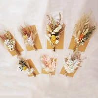 Mini corsage bohème en herbe de la pampa stabilisée, arrangement moelleux et durable, décoration d'intérieur, décoration de table pour Noël et Pâques, décoration de boîte aux lettres