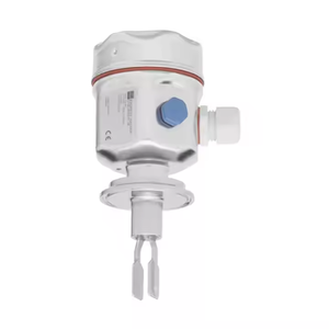 Endress+Hausser FTL50H Liquiphant Interruptor de nivel de horquilla sintonizable Tri-Clamp para detección de límites en aplicaciones farmacéuticas, alimentarias y estériles - Product Image 5