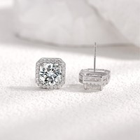 Boucles d'oreilles en argent S925 avec moissanite en forme de cube de sucre de l'usine de bijoux MuShan, dégageant un style luxueux et éblouissant pour les femmes