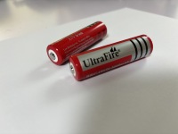 100% Original haute qualité plat/bouton haut 67mm Ultrafire BRC 18650 3000mAh 10C 3.7V cellule de batterie au Lithium-Ion Rechargeable