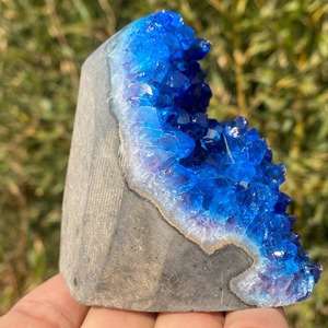 Pierre naturelle de guérison 500-600g, Décoration maison et bureau, Cadeaux souvenirs, Géode bleue, Grappe de quartz cristallin à motif floral CrystalHola - Product Image 5