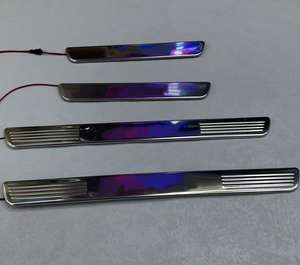 Kit <span class=keywords><strong>de</strong></span> modification <span class=keywords><strong>de</strong></span> seuil <span class=keywords><strong>de</strong></span> <span class=keywords><strong>porte</strong></span> avec éclairage pour Mercedes-Benz Maybach Classe S W221 W222 2006-2025 2024 - Product Image 1