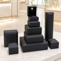 Boîte à bijoux LED de luxe avec écran lumineux, vente en gros et au détail en petite quantité, étui d'emballage noir pour bague en diamant