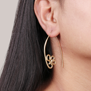 Juego de pendientes de nueva tendencia, venta al por mayor, elegantes pendientes chapados en oro de Aro a granel para chicas de fiesta - Product Image 3