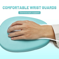 Op maat gemaakte cartoon ergonomische gaming muismat voor laptop met rubberen gel basis en polsondersteuning, op voorraad, voor kantoor en thuis
