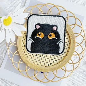 Patch brodé auto-adhésif 6x6cm de haute qualité, motif chat noir mignon de dessin animé, pour la décoration de sacs et d'étuis de téléphone - Product Image 4