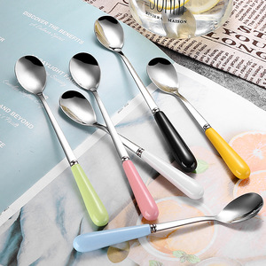 ช้อนสแตนเลส 304 ด้ามเซรามิก ลายส้มโอหลากสี ช้อนยาวสำหรับผสมน้ำแข็ง/กาแฟ - Product Image 4