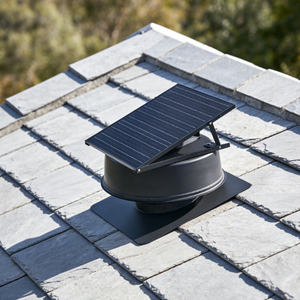 産業用熱風排気装置 40W ソーラー式軸流ファン 高速空冷屋根裏DC換気扇 - Product Image 1