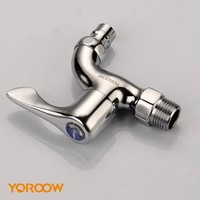 Robinet mural moderne en laiton de haute qualité avec poignée en fer, chromé, pour eau froide, idéal pour machine à laver, lavabo et parcs de loisirs.