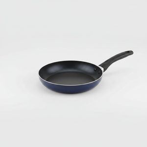 Fackelmann padella per avannotti in alluminio riciclato Ø 24 cm con rivestimento antiaderente in ceramica PFAS-Free Balance Pan per l'uso - Product Image 2