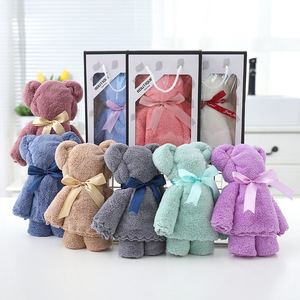 Toallas de coral suaves y absorbentes con forma de oso Jin Ao, en caja de regalo para eventos festivos y bodas. - Product Image 1