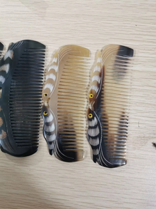 Vente en gros de peignes en corne de buffle de haute qualité, portables, naturels, écologiques, pour salon de coiffure et maison, style <span class=keywords><strong>canard</strong></span> <span class=keywords><strong>mandarin</strong></span> d'occasion - Product Image 4