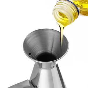In acciaio inossidabile senza gocciolamento olio a prova di olio impilabile resistente Dispenser per olio salsa di soia olio d'oliva con contenitore per alimenti - Product Image 5