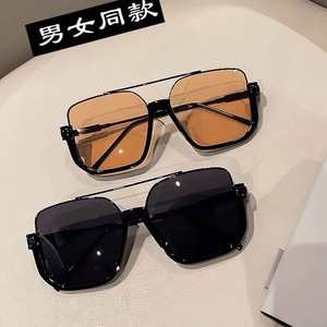 Lunettes de soleil unisexes à monture métallique noires, double pont, grandes carrées, protection UV400, verres PC, pare-soleil de classe 2, style rétro - Product Image 2