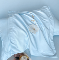 Ensemble de literie brodé - Housse de couette et taies d'oreiller - Drap plat - Ensemble de literie 4 pièces - Linge de lit lavable pour la maison et l'hôtel