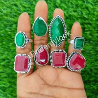 Top qualité en gros 925 plaqué argent bagues de mode mélanger pierres précieuses teintes émeraude et rubis anneaux