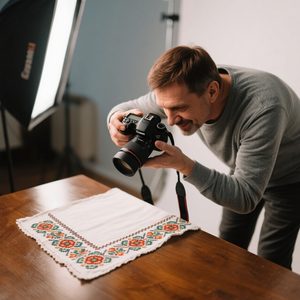 Service de photographie et de conception visuelle créative pour les listes de produits e-commerce avec fond blanc et photos de modèles publicitaires - Product Image 3