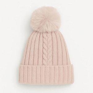 Gorro de Invierno Cálido y Grueso, Tejido con Trenzas, Protección para las Orejas, Gorro de Punto para Mujer, con Pompón - Product Image 2