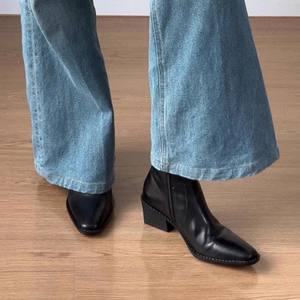 Bottines rétro britanniques en cuir véritable à talon carré 2026 pour femme – Polyvalentes, antidérapantes et respirantes - Product Image 1