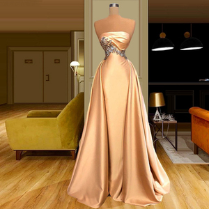 Vestido <span class=keywords><strong>de</strong></span> <span class=keywords><strong>Novia</strong></span> <span class=keywords><strong>de</strong></span> <span class=keywords><strong>Alta</strong></span> <span class=keywords><strong>Costura</strong></span> Personalizado <span class=keywords><strong>de</strong></span> Satén con Cuentas, Sin Tirantes, con Abertura <span class=keywords><strong>Alta</strong></span>, Estilo Pasarela, con Cola - Product Image 3