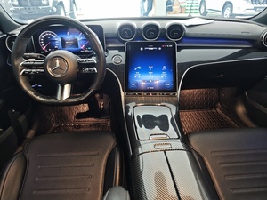 <span class=keywords><strong>Mercedes</strong></span>-Benz C 200 L Edición Deportiva 2022 Usado - Sedán de Lujo <span class=keywords><strong>a</strong></span> Gasolina con Acabados Premium Modelo de Lujo <span class=keywords><strong>a</strong></span> Gasolina - Product Image 5
