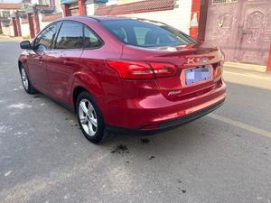 Bon <span class=keywords><strong>prix</strong></span> pour une voiture d'occasion en bon état, Ford Focus modèle 2015, berline, 1.6L, boîte manuelle, version confort, cylindrée 1596 ml, en stock - Product Image 6