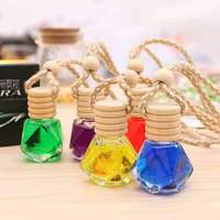 Bouteille de parfum en verre pour voiture, diffuseur rond en forme de crâne suspendu de 8ml, bouteille d'huile essentielle pour voiture, désodorisant d'air, offre spéciale