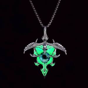 Collier pendentif œil mystique gothique hypoallergénique avec pointe <span class=keywords><strong>de</strong></span> flèche ailée bleue et chaîne en argent massif - Product Image 4