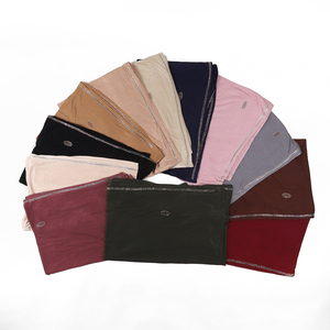 Jersey Sheeting Couleur Confortable Respirant Dames Ethnique Écharpe Châle Long Coton Solaire Wrap Avec Logo Personnalisé-Vente en Gros - Product Image 1