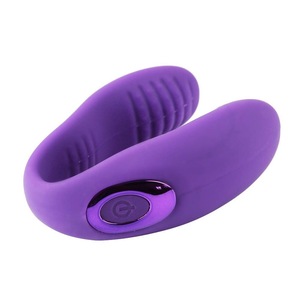 Vibratore indossabile doppio motore di alta qualità a forma di <span class=keywords><strong>U</strong></span> e C-forma miglior prezzo basso <span class=keywords><strong>Dildo</strong></span> per uso maschile e femminile - Product Image 5