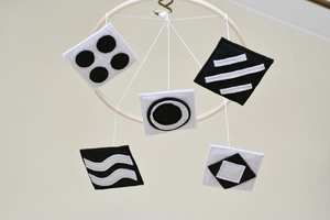 Móvil Musical para Cuna de Bebé, Diseño Personalizado <span class=keywords><strong>Munari</strong></span> Montessori, Fieltro Blanco y Negro, Madera, Bonito, para Niños y Niñas - Product Image 4