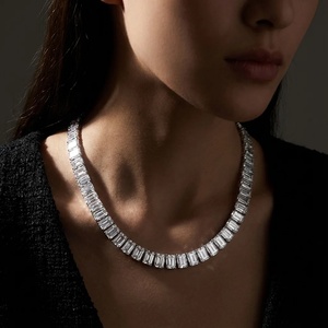 สร้อยคอเทนนิสทรงมรกต 50 กะรัต สีธรรมชาติ EF รับรองโดย GIA เครื่องประดับหรูหราสำหรับงานแต่งงานของผู้หญิง - Product Image 5
