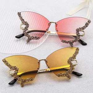 Creative Luxury Rhinestone Sunglasses Fashionable butterfly Shape Colorful Sunglasses Suitable for Party Decoration Glasses Gift - Product Image 1